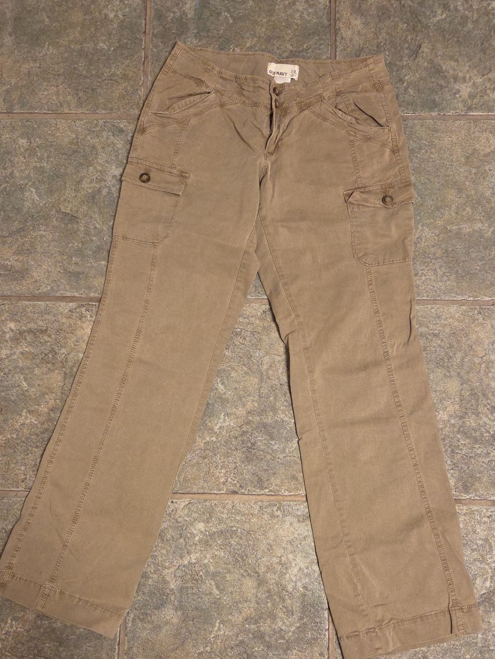 Old Navy Women’s Khaki Straight-Leg Cargo Jeans